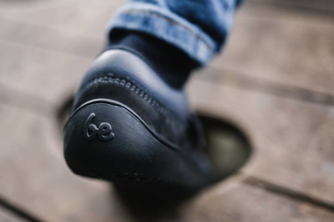 scarpe da ginnastica per bambini a piedi nudi - fluide carbone e nero Be Lenka 80JV200