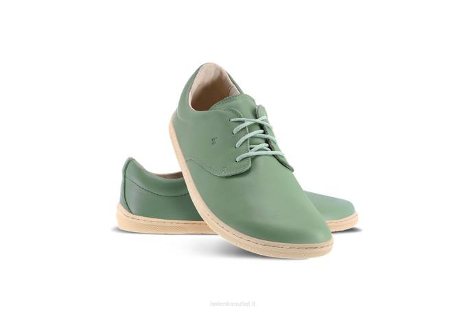 uomini scarpe a piedi nudi paesaggio urbano verde salvia Be Lenka 80JV3