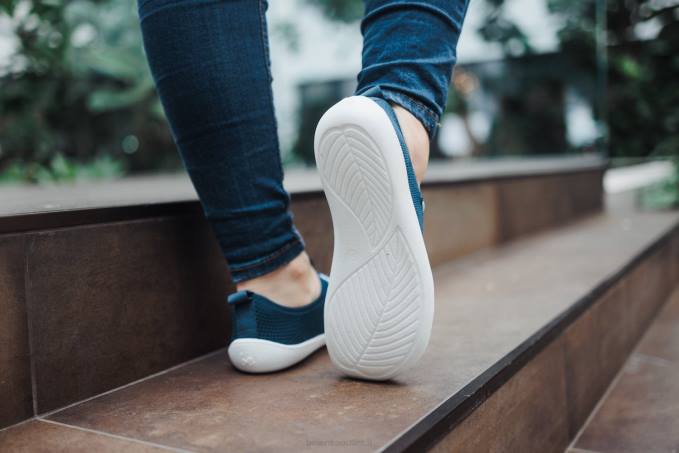 uomini le scarpe da ginnastica a piedi nudi elevano blu scuro Be Lenka 80JV33