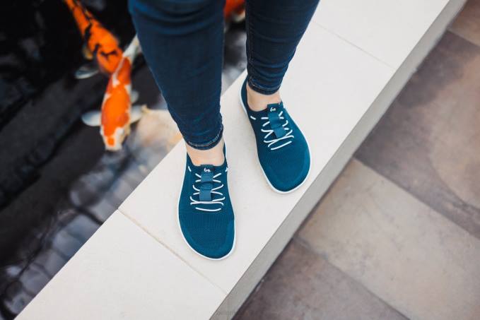 uomini le scarpe da ginnastica a piedi nudi elevano blu scuro Be Lenka 80JV33