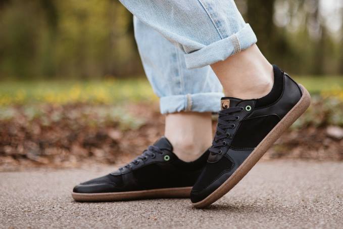 uomini scarpe da ginnastica a piedi nudi - campione 2.0 - vegan nero Be Lenka 80JV16