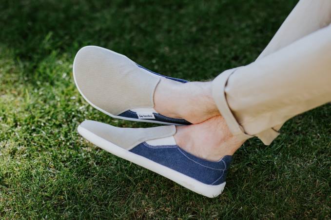 uomini scarpe da ginnastica a piedi nudi - facili - vegane sabbia e blu Be Lenka 80JV64