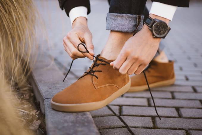 uomini le scarpe a piedi nudi scivolano marrone cannella Be Lenka 80JV73